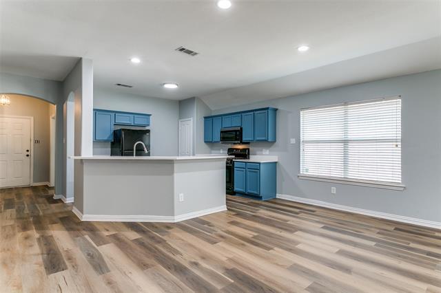 Building Photo - 815 Creekside Dr