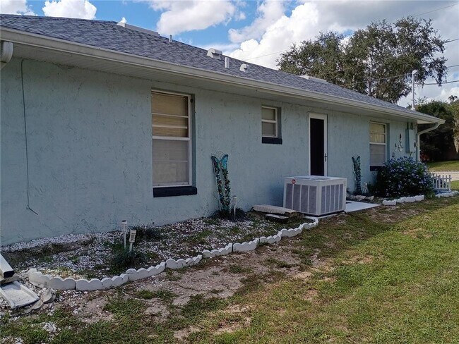 Building Photo - 564 W Central Ave