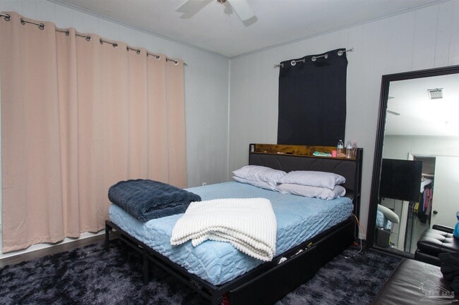 Building Photo - 925 Twinbrook Ave