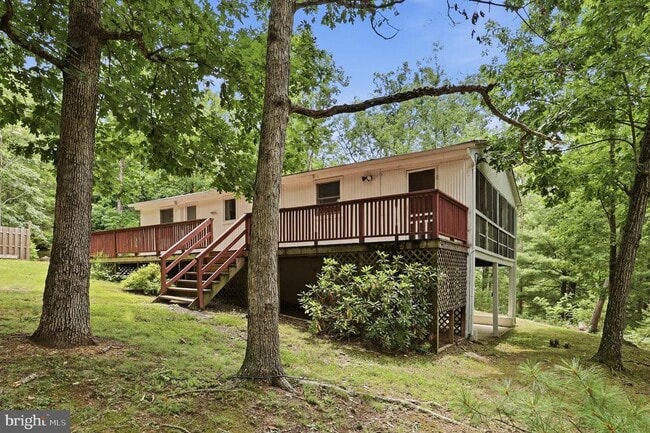 Building Photo - 371 Oak Hill Rd