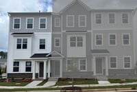 Building Photo - 3001 Honeymyrtle Ln