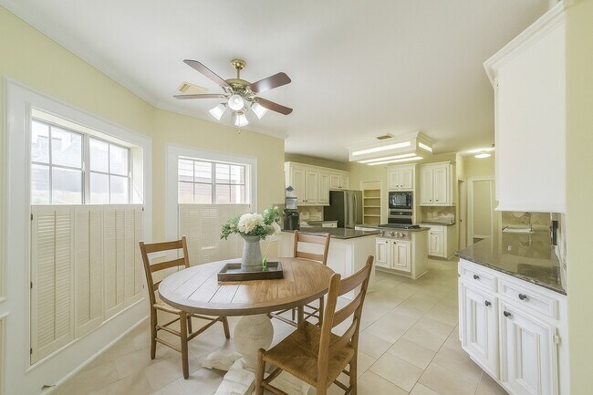 Building Photo - 1706 Galleon Oaks Dr