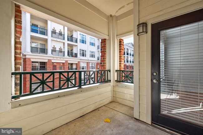 Building Photo - 7 Granite Pl