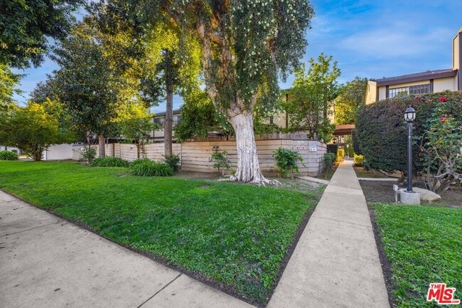 Building Photo - 8505 Burnet Ave