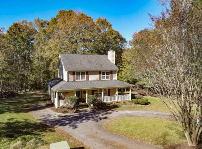 Primary Photo - 110 S Pinepoint Dr