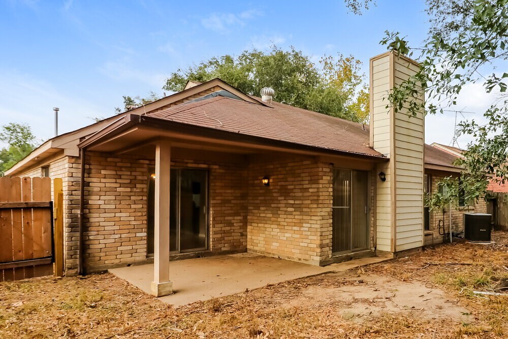 Building Photo - 19523 Elmtree Estates Dr