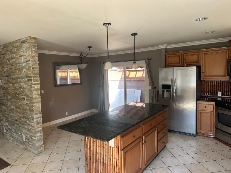 Building Photo - 2615 Armour Ln