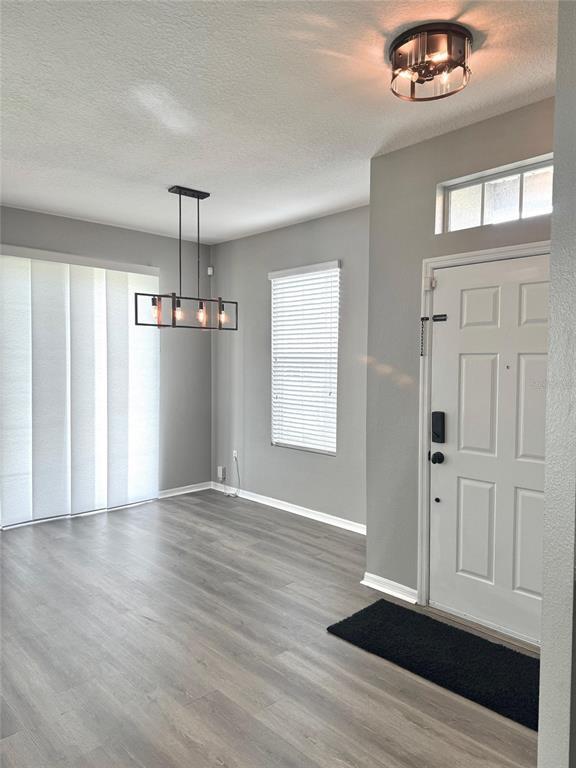 Building Photo - 8427 Blue Rock Dr