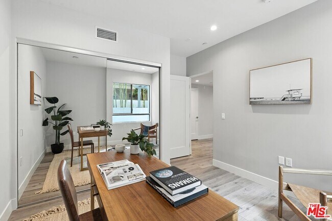 Building Photo - 1326 Centinela Ave