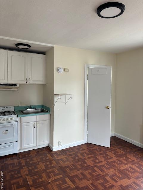 Building Photo - 451 E Broadway