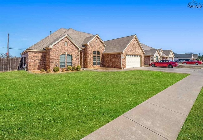 Building Photo - 2308 W Rathgeber Rd