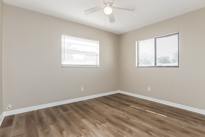 Building Photo - 1901 Derbywood Dr