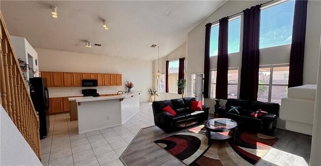 Building Photo - 8609 Highland View