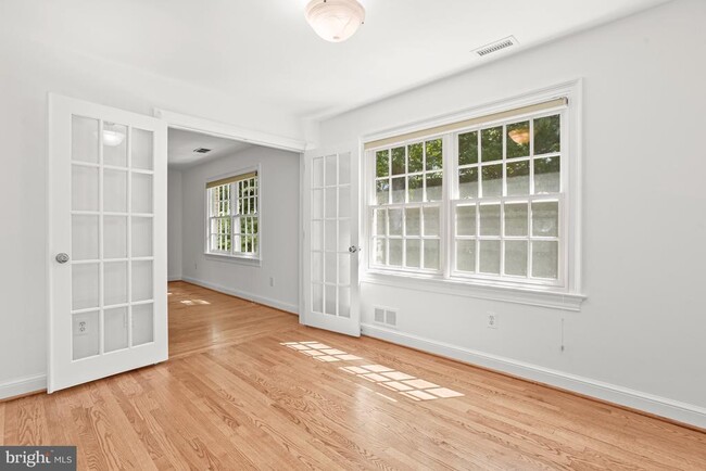 Building Photo - 4810 Rockwood Pkwy NW