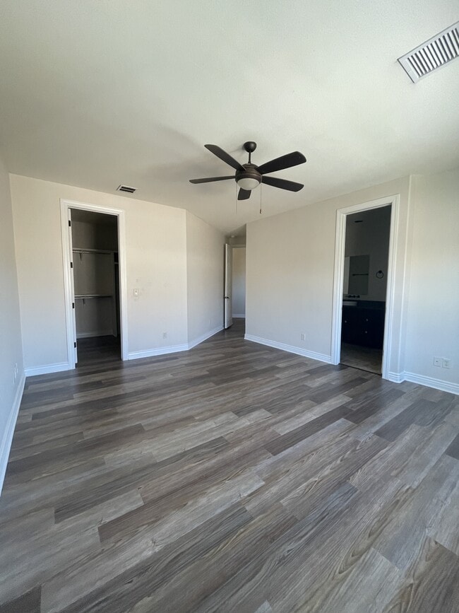 Building Photo - 12271 Costa Brava