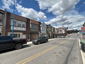 Building Photo - 12 Gay St
