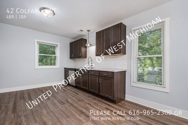Building Photo - 42 Colfax St NE