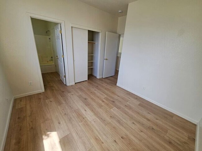 Building Photo - 3 bed 2.5 bath Northwest Reno Home for Rent
