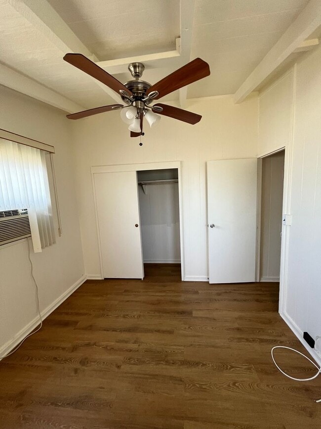 Building Photo - Pearl City 3 bd, 1.5 bath, with 2 car carp...