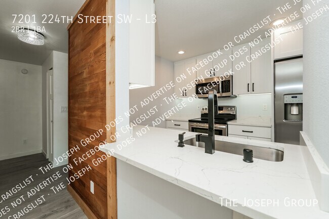 Building Photo - 7201 224th St SW