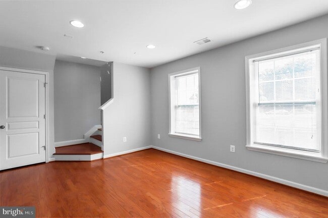 Building Photo - 8871 Purple Iris Ln