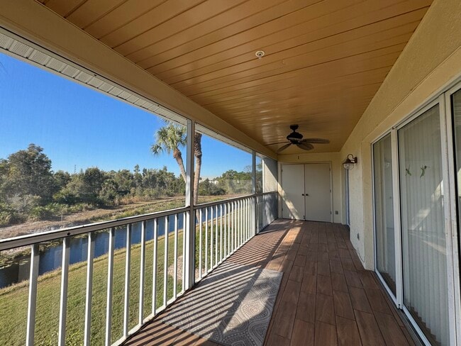 Building Photo - 202 Silver Lake Dr