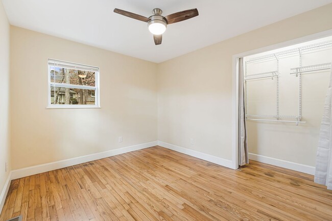 Building Photo - Newly Remodeled 2-Bedroom Home in West Ash...