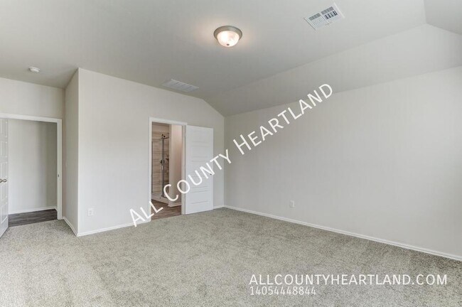 Building Photo - 3425 Molly Dr