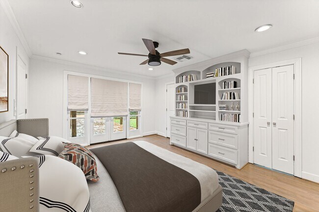 Building Photo - 6158 Burgoyne Rd