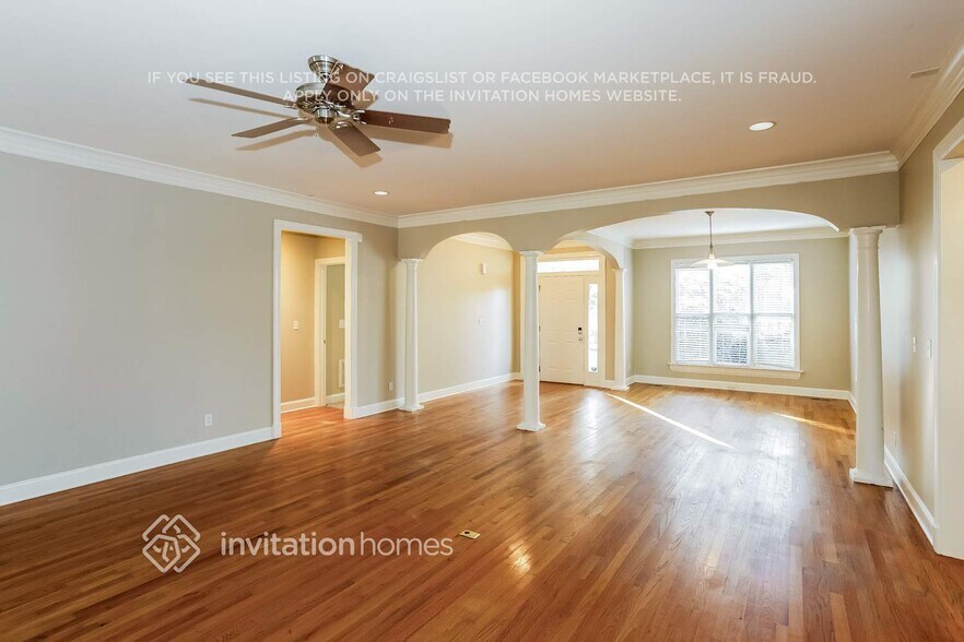 Building Photo - 19524 Coachmans Trace