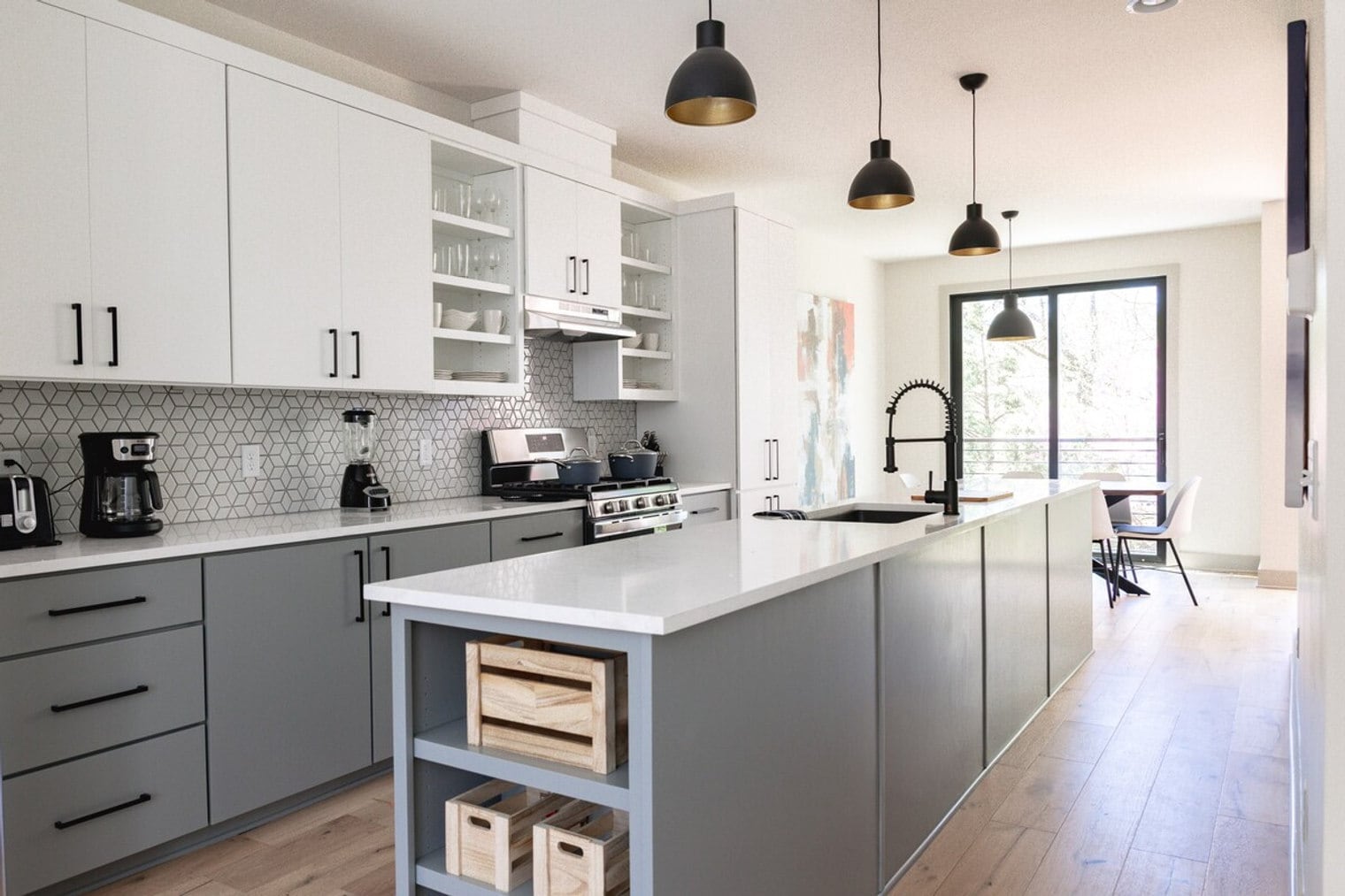 Building Photo - 317 NE Burwood Mews