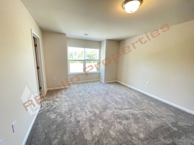 Building Photo - 2421 Hedge Maple Dr