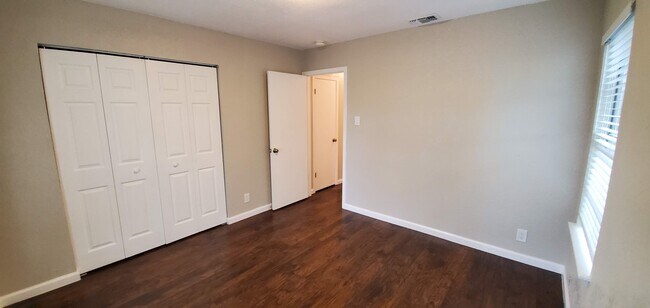 Building Photo - 1519 Fair Avenue