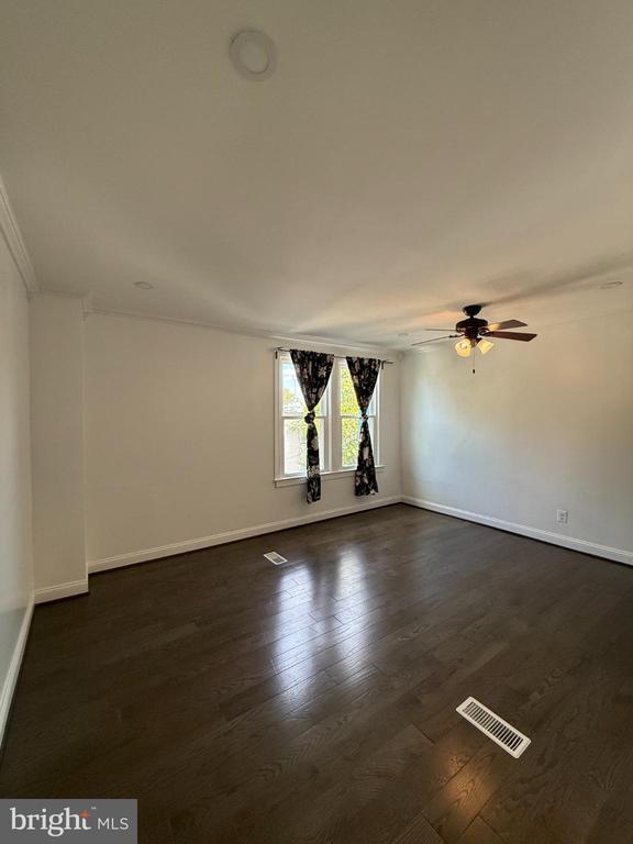 Building Photo - 1714 E St NE