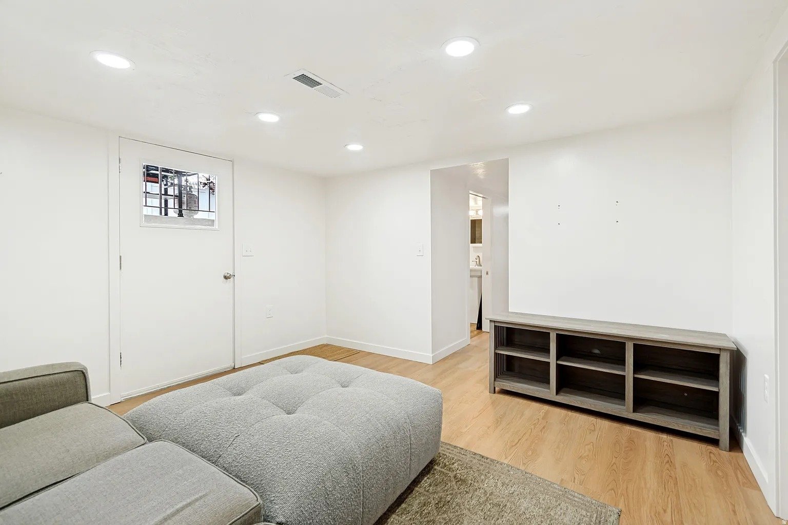Building Photo - 8947 S 500 E