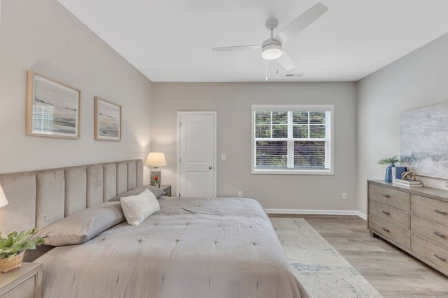 Building Photo - 3/3.5 NC State Townhome Near Centennial Campus