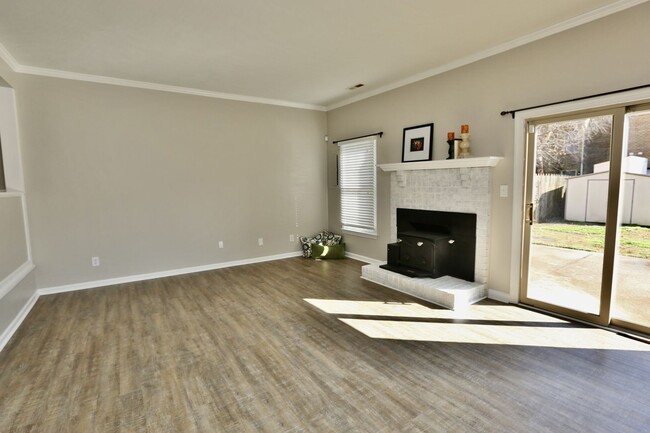 Building Photo - Updated End-Unit Brick Townhome Ready NOW!...
