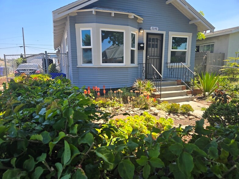 Primary Photo - 2048 Ocean View Blvd