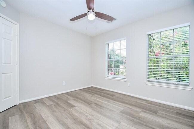 Building Photo - 5523 Poundstone Ct