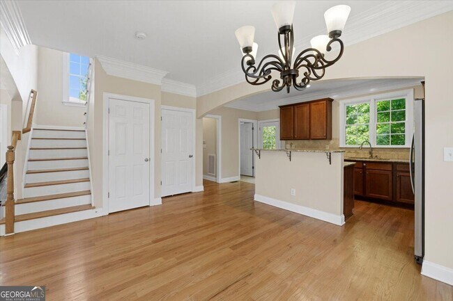 Building Photo - 728 Markhams Dr