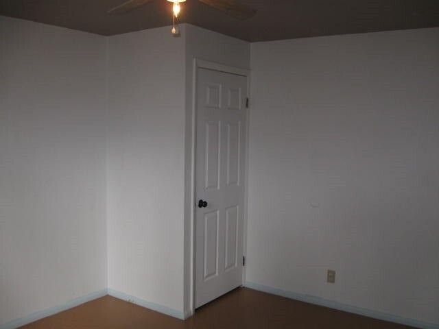 Building Photo - 155 S Hawkes Ct
