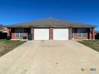 Building Photo - 5107 Daybreak Dr