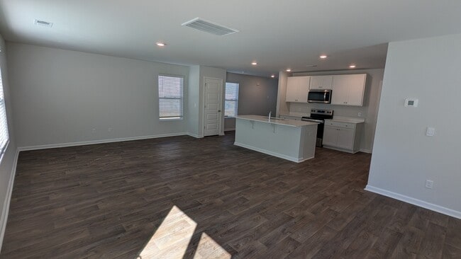 Building Photo - 140 Ponderosa Lp