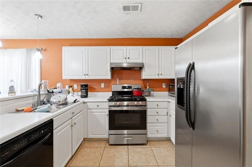 Building Photo - 2833 Loral Pines Dr NW