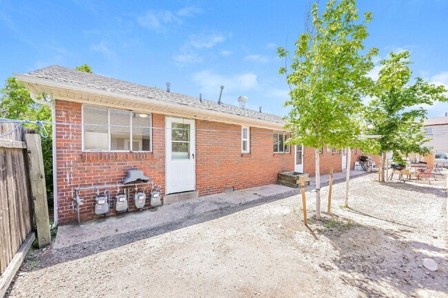 Building Photo - 9295 E 14th Ave