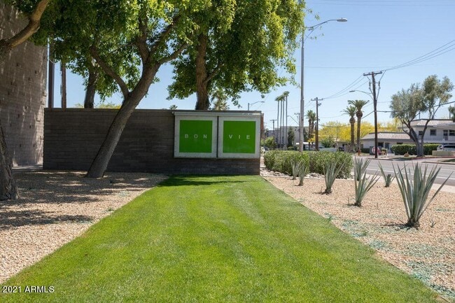 Building Photo - 7601 E 2nd St