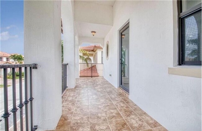 Building Photo - 8362 NW 39th Ct