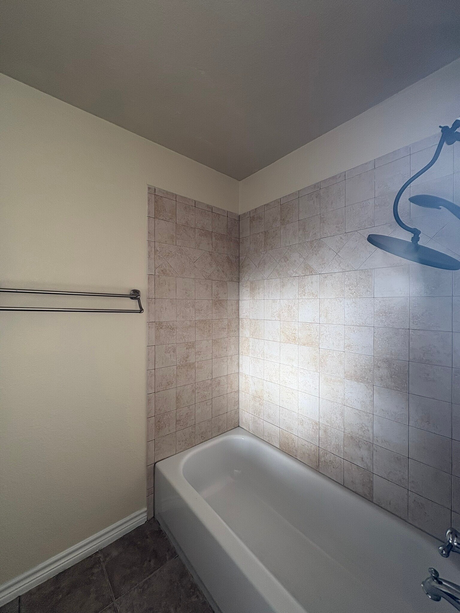 Building Photo - 2508 Isabelle Dr