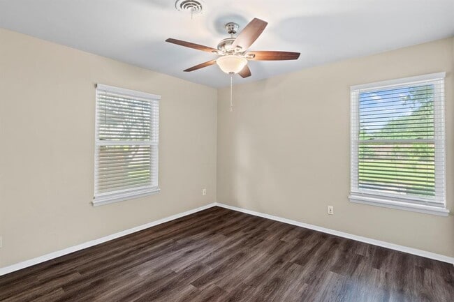 Building Photo - 5118 Waterbrook Dr