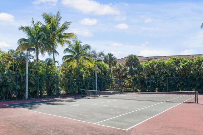Building Photo - 6521 Emerald Dunes Dr